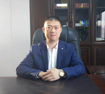 黄永富个人照_meitu_8.jpg