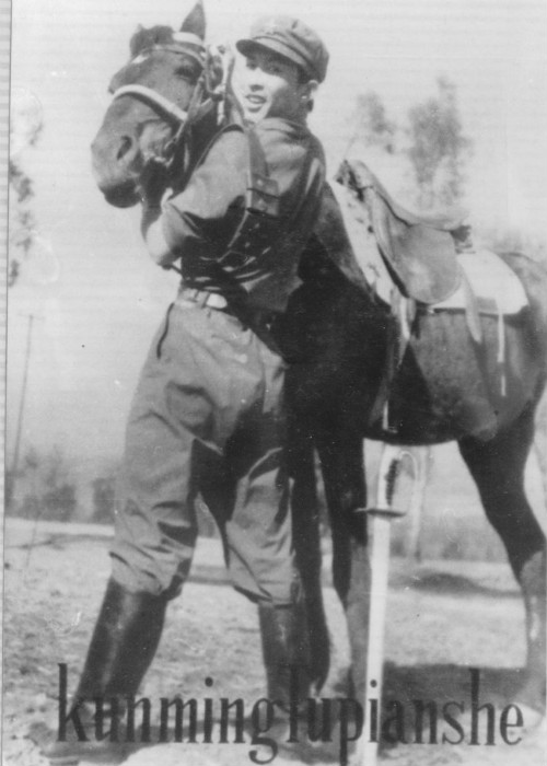 2.1当侦察兵时的英姿_meitu_15.jpg