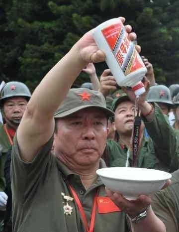 5.2祭奠英烈.jpg