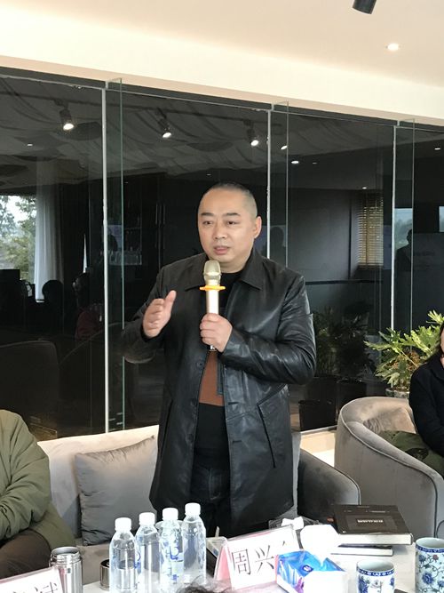 商会会员、重庆汉椽文化传媒有限公司总经理周兴会分享心得_副本.jpg