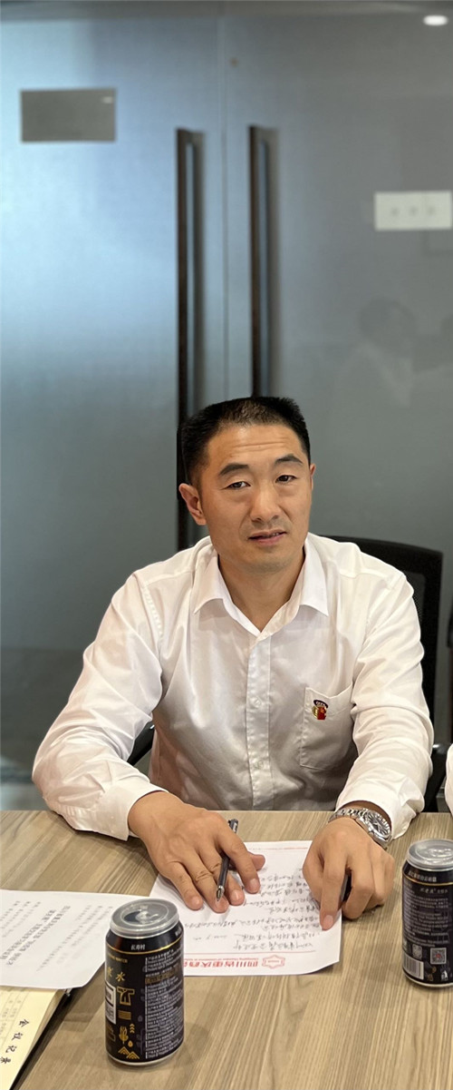 7党支部纪检委员黎远胜.jpg