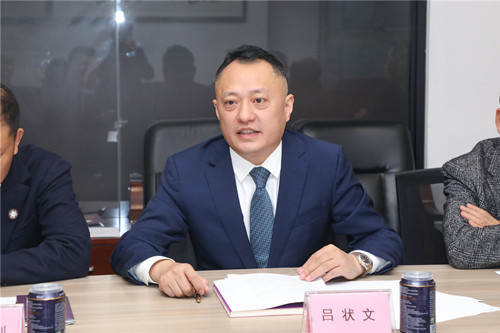 4四川省重庆商会会长吕状文.jpg