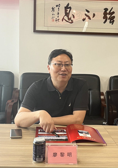 重庆市工商联党组成员、秘书长廖黎明_副本.jpg