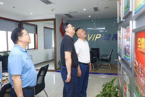 参观会长单位星瑞集团1_副本.jpg