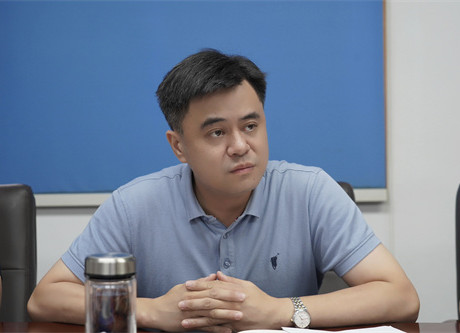 李历_副本.jpg