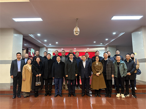 合影留念.jpg