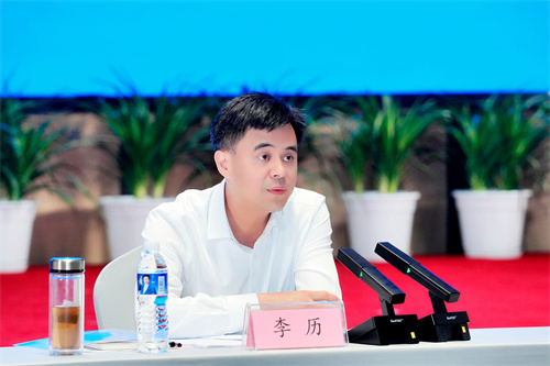 1重庆市政府驻四川办主任李历.jpg